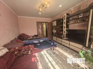 3-к квартира, вторичка, 65м2, 1/9 этаж