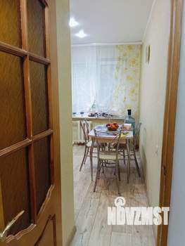 2-к квартира, вторичка, 52м2, 1/9 этаж