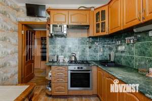 3-к квартира, вторичка, 63м2, 8/9 этаж