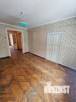3-к квартира, вторичка, 80м2, 2/4 этаж