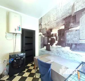 2-к квартира, вторичка, 45м2, 1/8 этаж