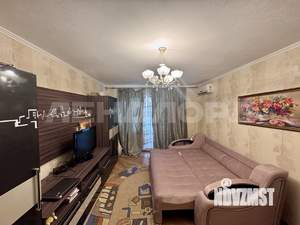 2-к квартира, вторичка, 63м2, 4/10 этаж