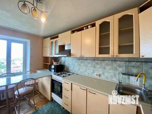 3-к квартира, вторичка, 65м2, 8/9 этаж