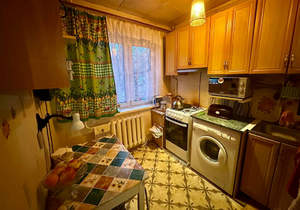 3-к квартира, вторичка, 61м2, 1/5 этаж