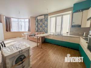 Студия квартира, вторичка, 44м2, 1/7 этаж