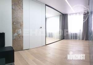 2-к квартира, вторичка, 44м2, 1/4 этаж