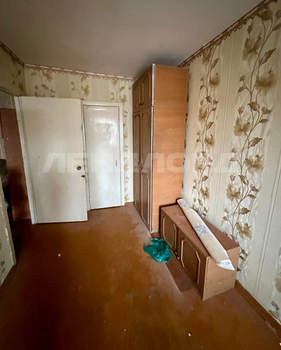 2-к квартира, вторичка, 45м2, 1/5 этаж