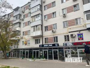 2-к квартира, вторичка, 42м2, 1/5 этаж