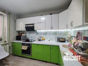 2-к квартира, вторичка, 54м2, 13/18 этаж