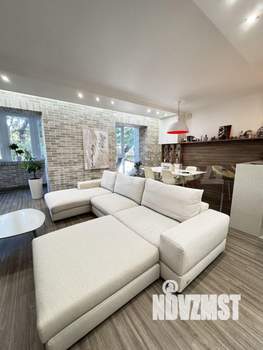 2-к квартира, вторичка, 72м2, 3/10 этаж
