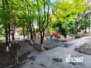 3-к квартира, вторичка, 60м2, 1/9 этаж