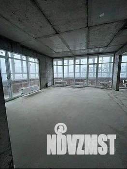 Студия квартира, вторичка, 250м2, 24/24 этаж