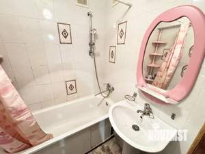 2-к квартира, вторичка, 50м2, 5/10 этаж