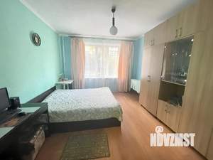 2-к квартира, вторичка, 46м2, 1/4 этаж