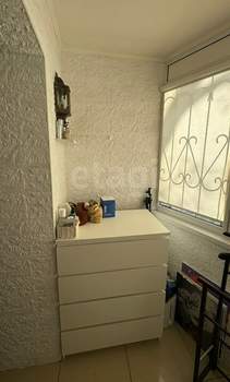 2-к квартира, вторичка, 52м2, 1/10 этаж