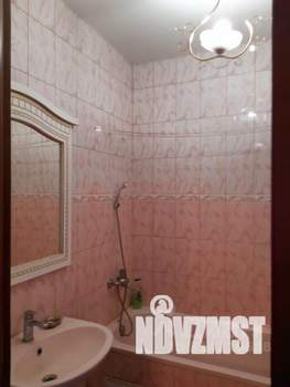 3-к квартира, вторичка, 58м2, 1/18 этаж