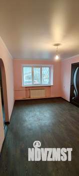 3-к квартира, вторичка, 55м2, 1/4 этаж