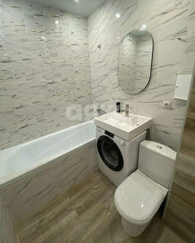 1-к квартира, вторичка, 42м2, 9/9 этаж