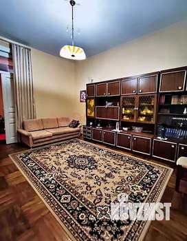 4-к квартира, вторичка, 96м2, 1/4 этаж