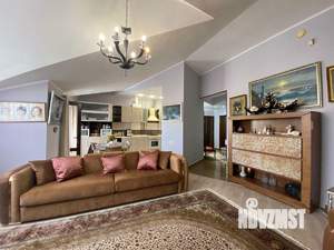 4-к квартира, вторичка, 127м2, 3/3 этаж