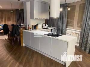 3-к квартира, вторичка, 180м2, 19/26 этаж