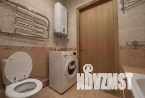 2-к квартира, вторичка, 64м2, 1/17 этаж