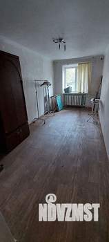 3-к квартира, вторичка, 42м2, 1/5 этаж