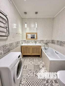 4-к квартира, вторичка, 105м2, 2/4 этаж