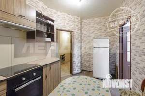 2-к квартира, вторичка, 45м2, 1/4 этаж