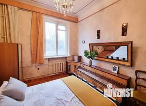 3-к квартира, вторичка, 90м2, 2/4 этаж