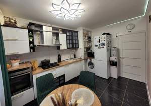 4-к квартира, вторичка, 83м2, 3/10 этаж