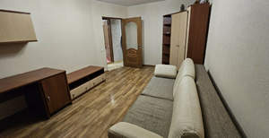 2-к квартира, вторичка, 52м2, 1/9 этаж