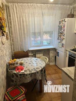 3-к квартира, вторичка, 58м2, 1/5 этаж
