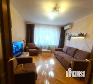 3-к квартира, вторичка, 63м2, 1/10 этаж