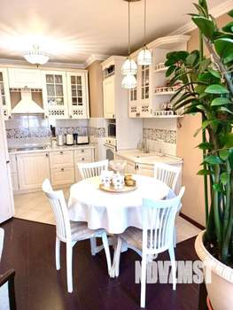 2-к квартира, вторичка, 57м2, 10/19 этаж