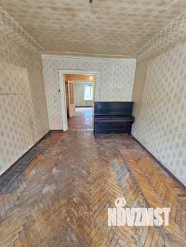 3-к квартира, вторичка, 80м2, 2/4 этаж