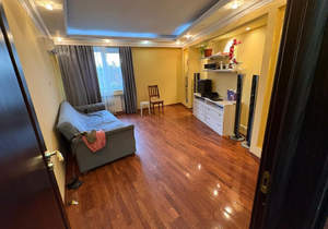 4-к квартира, вторичка, 93м2, 4/9 этаж