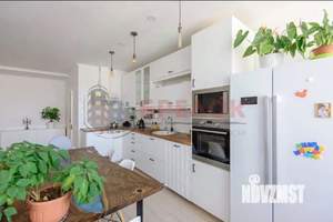 3-к квартира, вторичка, 70м2, 17/25 этаж