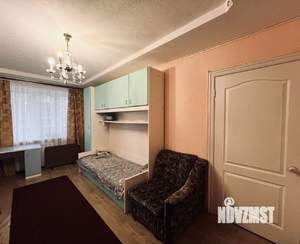 3-к квартира, вторичка, 63м2, 1/5 этаж