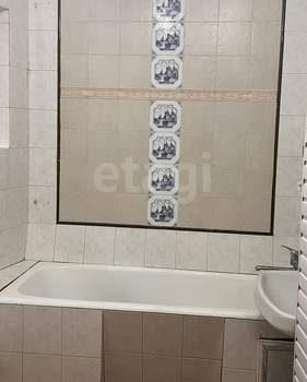 5-к квартира, вторичка, 100м2, 1/6 этаж