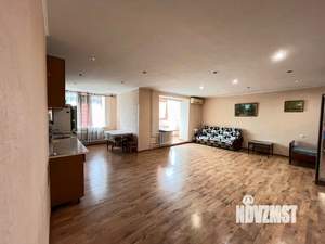 2-к квартира, вторичка, 72м2, 13/17 этаж