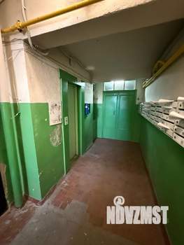 Студия квартира, вторичка, 40м2, 1/9 этаж