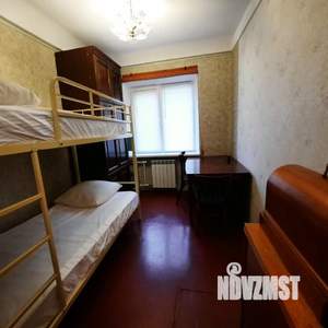 4-к квартира, вторичка, 60м2, 1/5 этаж