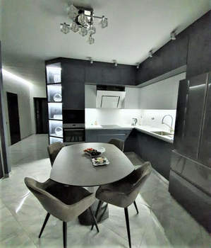 2-к квартира, вторичка, 52м2, 10/23 этаж