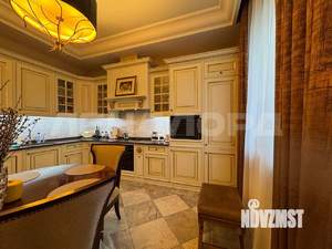 3-к квартира, вторичка, 95м2, 4/4 этаж