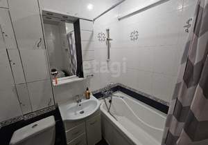 2-к квартира, вторичка, 42м2, 5/5 этаж