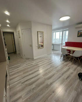 2-к квартира, вторичка, 56м2, 9/9 этаж