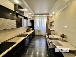3-к квартира, вторичка, 104м2, 18/24 этаж