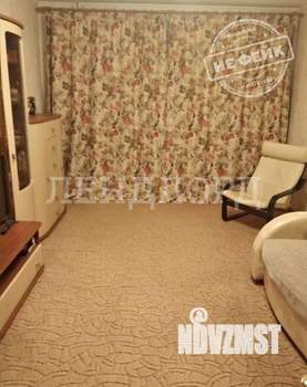 3-к квартира, вторичка, 65м2, 1/10 этаж