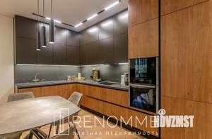 4-к квартира, вторичка, 130м2, 4/10 этаж